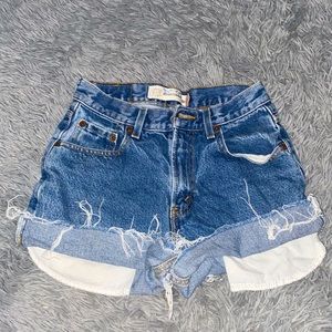 Levi’s 550 shorts